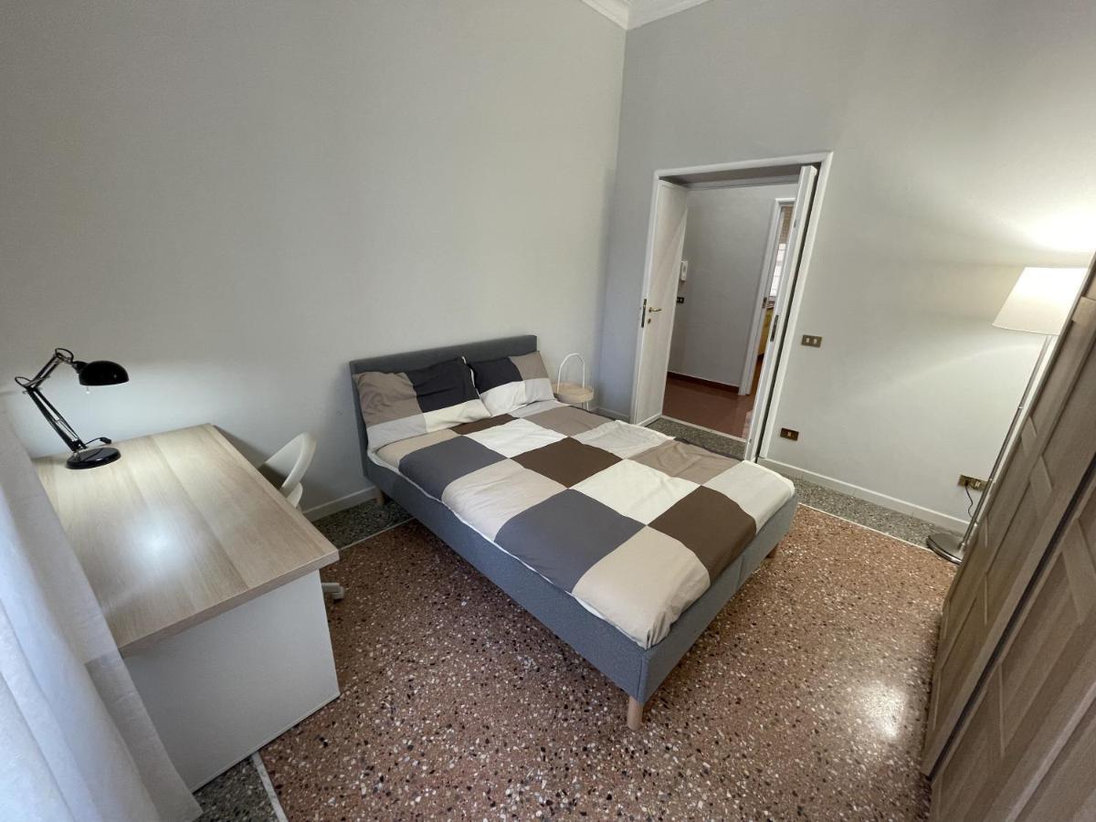 Piazza Vescovio Apartment Roma Esterno foto