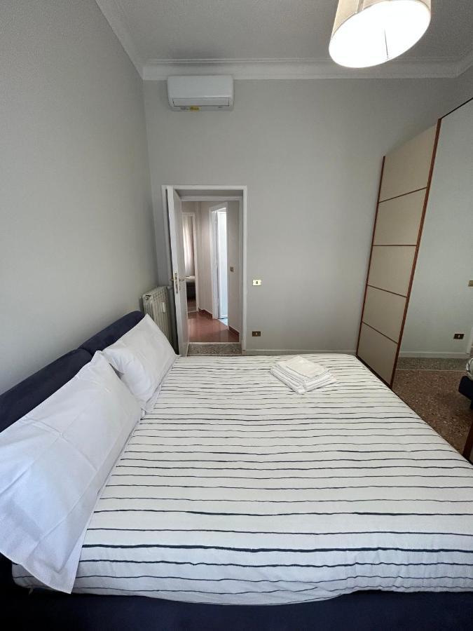 Piazza Vescovio Apartment Roma Esterno foto